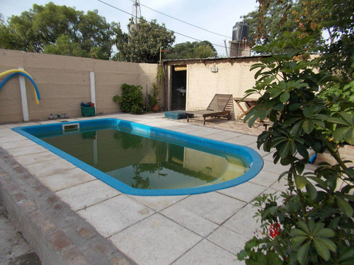Casa Con Local Comercial Y Monoambiente