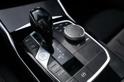 Bmw 330i 2.0t At 2020