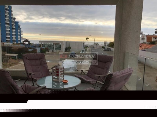 Departamento En Venta De 3 Dorm. En Coquimbo