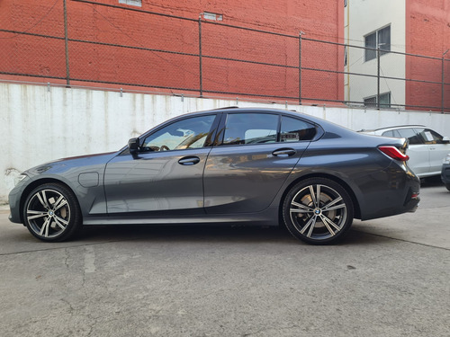 BMW Serie 3 330e Sport Line Híbrido