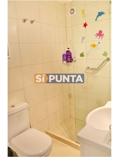 Imagen 24 de 28 de - Apartamento Para La Venta En Península- Punta Del Este Con Muy Linda Vista Al Puerto...