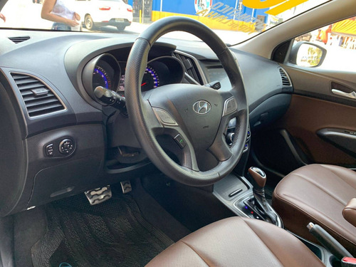 Imagem 9 de 15 de Hyundai Hb20x 1.6 16v Premium Flex 4p Automático