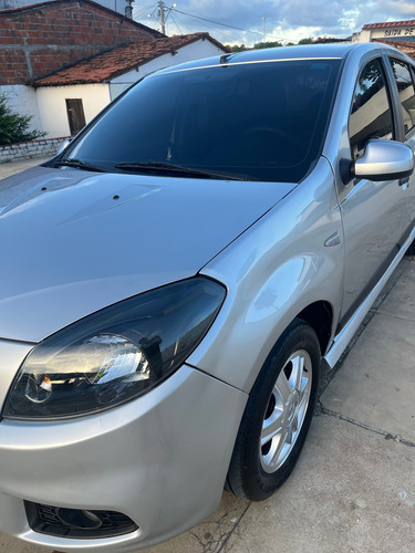 Renault Sandero 1.6 Expression Hi-power 5p