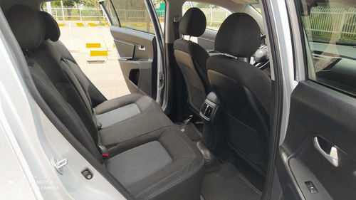 Kia New Sportage Revolución Lx 2.0