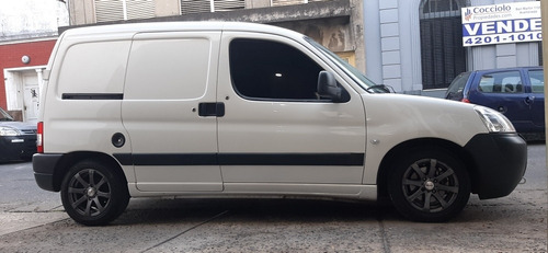 Imagen 10 de 20 de Citroën Berlingo 2020 1.6 Vti 115 Business