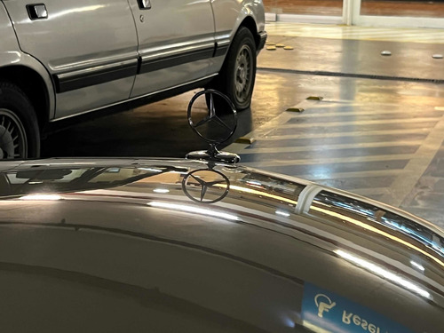 Imagen 15 de 18 de Mercedes Benz 250 Ce Coupe W114