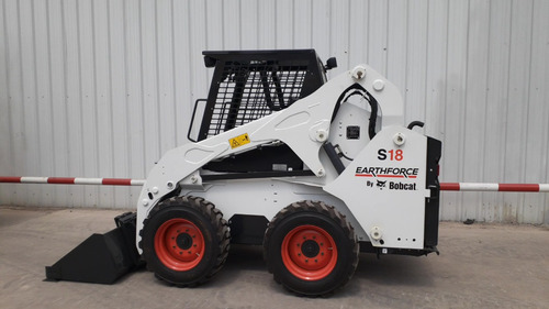 Imagen 15 de 17 de Minicargadora Bobcat S18 (earthforce) - Desde