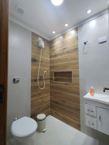 Ótimo Apartamento Em Guarujá! Com 70,54m², 2 Dormitórios, 1 Vaga!!!