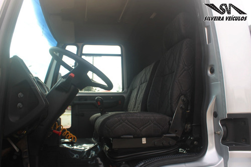 Ford Cargo 1317 - Ano: 2010 - Caçamba