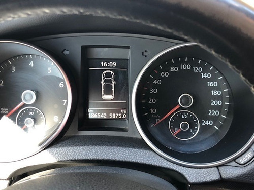 Volkswagen Vento 2.5 Advance 170cv