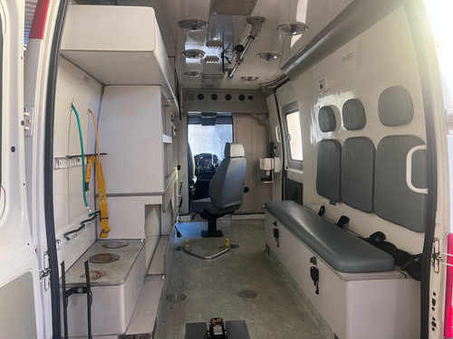 Peugeot Boxer AMBULANCIA 2.3 Hdi 350lh Longo Teto Alto Vitré 5p