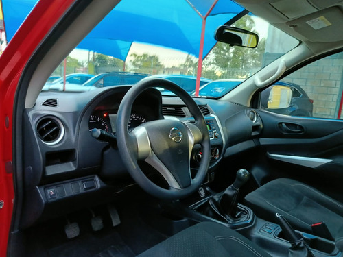 Nissan NP300 2.5 Doble cabina SE paq seguridad