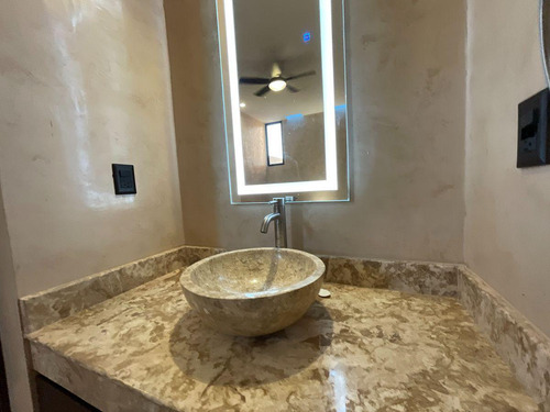 Casa En Venta Merida, Temozon Norte En Privada, Mod. Aurora, Entrega Inmediata.
