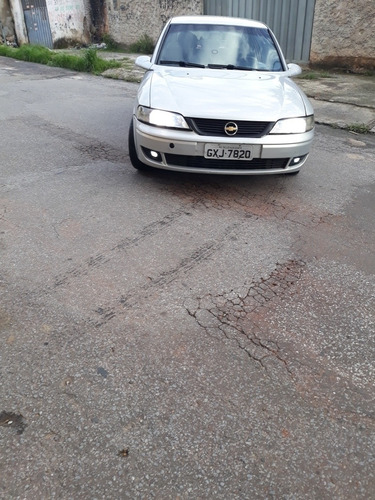 Chevrolet Vectra 2.2 16v Cd 4p 2000
