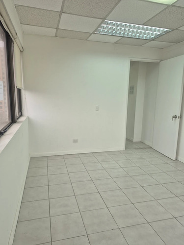 Se Arrienda Oficina Llano Subercaseaux San Miguel