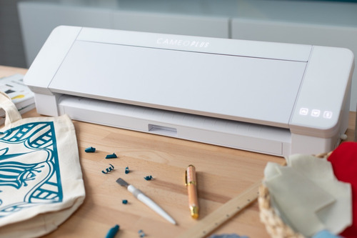 Plotter De Corte Silhouette Cameo Plus De 15 Pulgadas