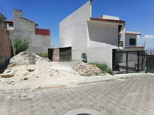 Se Vende Terreno En Milenio Iii, 184.41 M2, Plano, Te Está E