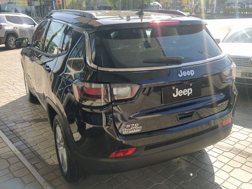 Imagen 9 de 16 de Jeep Compass 1.3 T270 Sport 2022 2023 No Cross Toyota 0km
