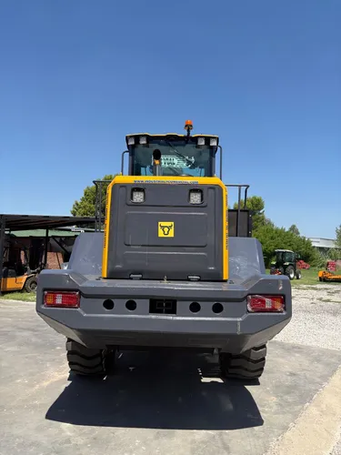 Pala Cargadora Iyc Vial S380 2.1 Mts3 // 100% Financiado