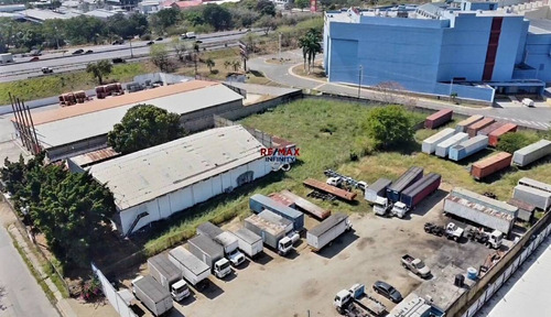 Terreno Y Galpón Venta  Comercial E Industrial Cod. 223543