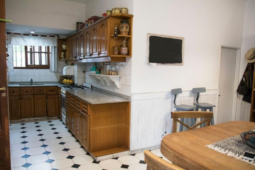 Imagen 6 de 9 de Chalet En Venta De 4 Ambientes En Ituzaingó Norte