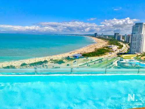 Edificio Moderno A Pasos De Playa Mansa.