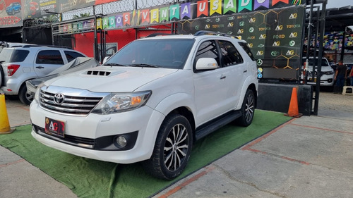 Toyota Fortuner Srv 3.0 Diesel At Mod 2015 