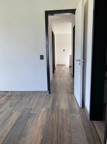 Imagen 14 de 26 de Casa En Venta En Barrio Santa Rita
