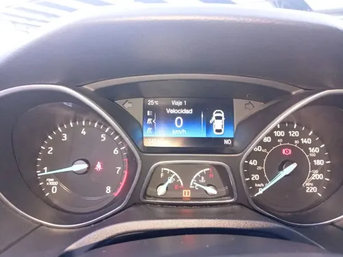 Ford Focus 2.0 Se Mt