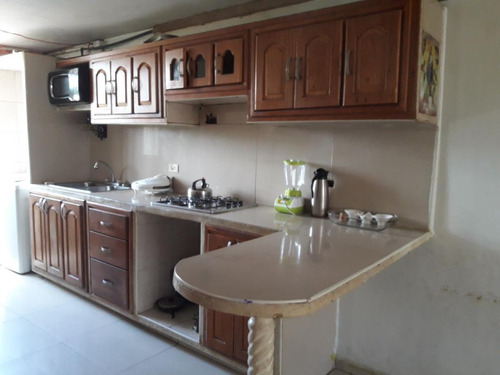 Imagen 2 de 6 de Apartamento En Venta Puerto Ordaz - Sector Unare Fh