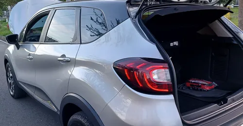 Renault Captur 2.0 Intens Automática