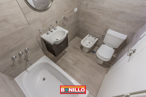Imagen 15 de 30 de Departamento 2 Ambientes Venta Parque Chas