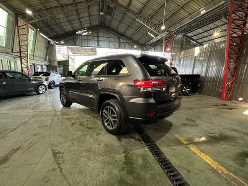 Jeep Grand Cherokee Laredo 2019 3.6 V6 2 Dueños