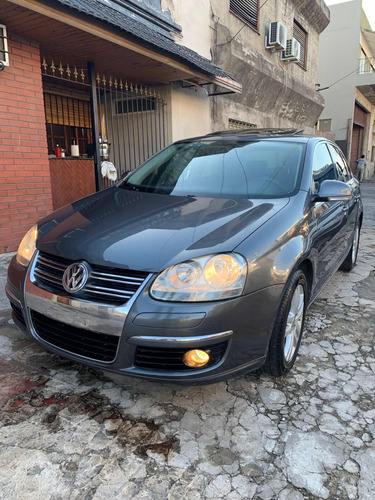 Volkswagen Vento 2.5 Advance 170cv