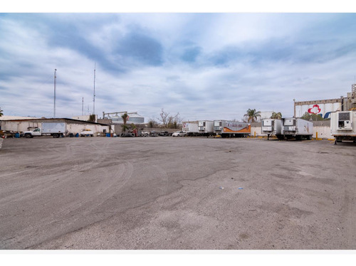 Oficina En Venta En Parque Industrial Carlos A Herrera Araluce, Gómez Palacio, Durango