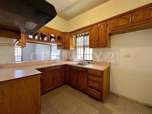 Casa En Renta Col. Campestre Washington, Chihuahua