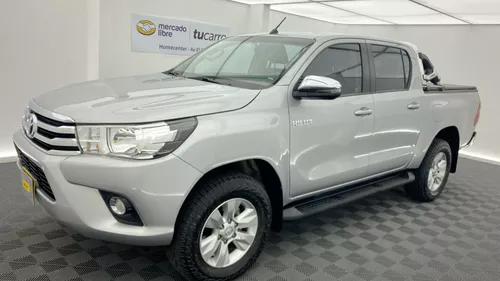 Toyota Hilux 2.8 I