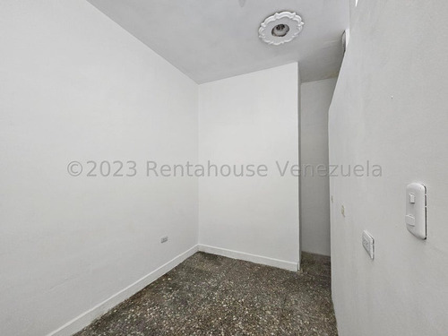 Locales Comercial En Alquiler Nueva Segovia Barquisimeto -- %%m-c-t%% Cod. 24 Guion 6 2 4 3