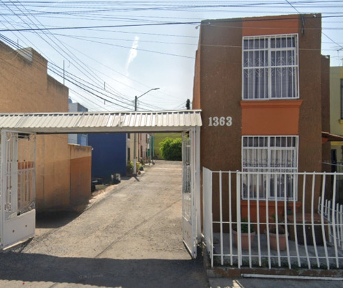 Casa En Venta, Remate Hipotecario, Col. Atlas, Guadalajara, Jalisco. Laab2