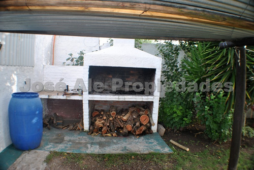 Imagen 13 de 14 de En Venta Dos Casas Y Un Galpón En El Mismo Padrón Colonia Del Sacramento