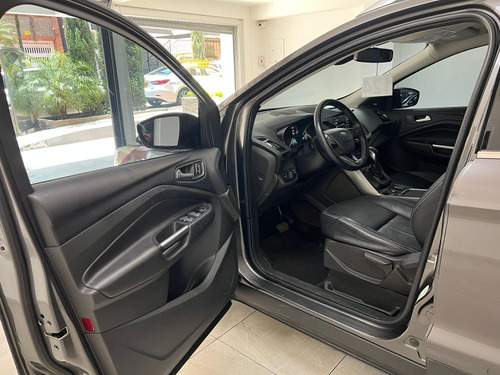 Imagen 6 de 15 de Ford Escape Automático 4×4 Full
