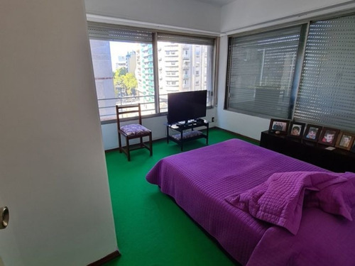 Apartamento Tres Dormitorios. Venta. Centro. Impecable.