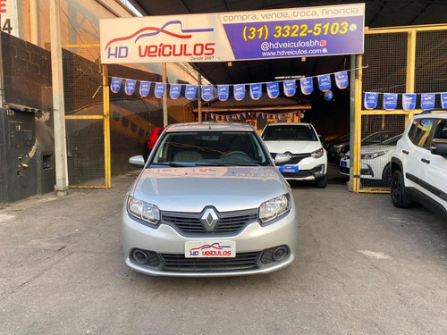 Renault Logan Expr 10