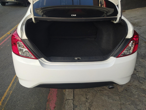Nissan Versa VERSA SL 1.6 16V FlexStart 4p Mec.