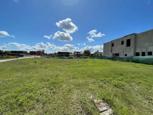 Imagen 1 de 7 de Lote A La Laguna En Venta De 740mt2 En Laguna Grande, Villanueva