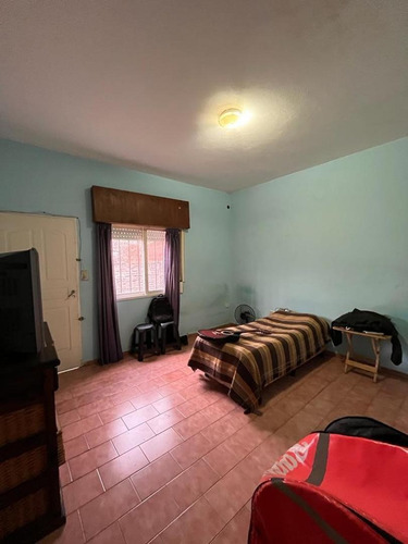 Imagen 9 de 19 de Casa Al Frente + Propiedad Al Fondo