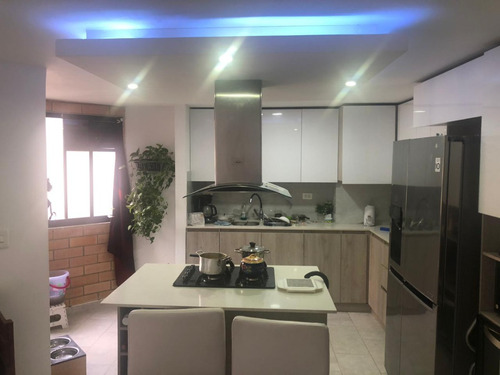 Apartamento En Venta Sector Belen La Palma, Medellín