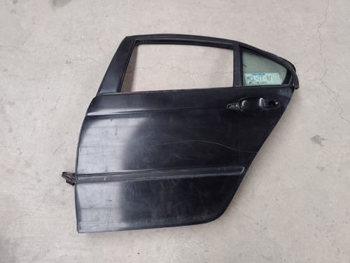 Puerta Trasera  Izquierda Bmw 325i 2002 V6