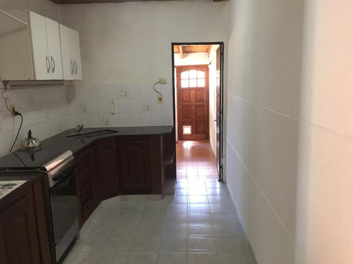 Casa En Venta En Villa Elisa