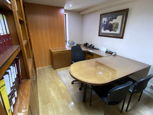 Amoblada, Sn Pío X, Av. Los Leones, 90 M2, El Mejor Edificio